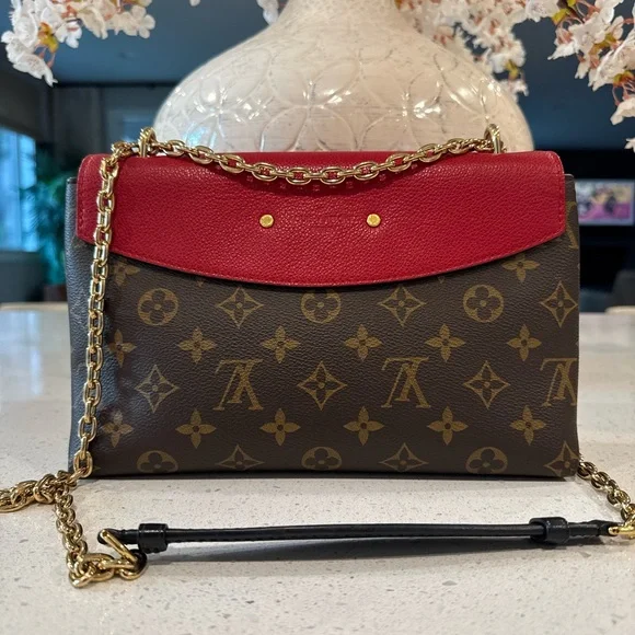 Louis Vuitton Saint Placide Monogram - Picture 2 of 11